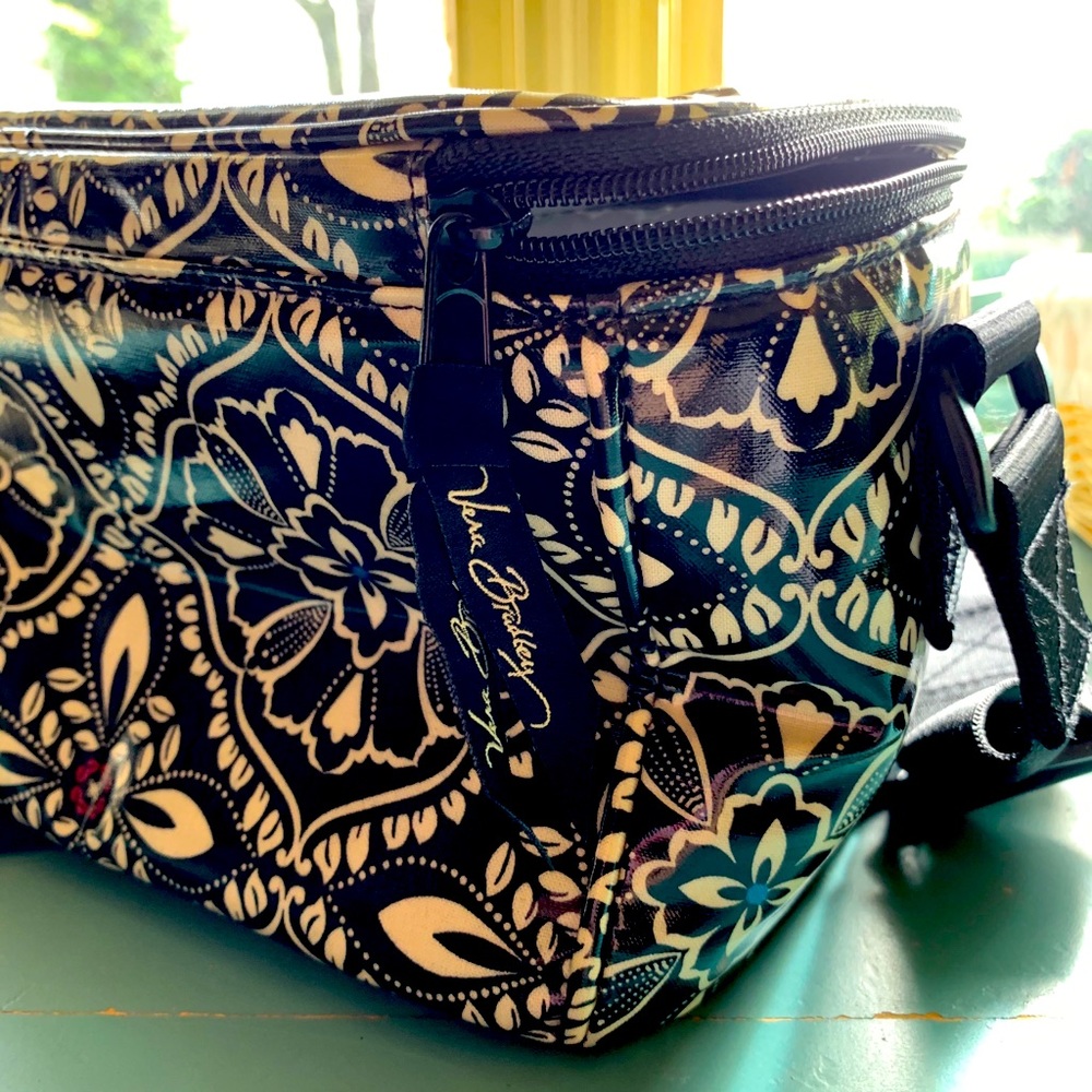Vera Bradley Lunchbox